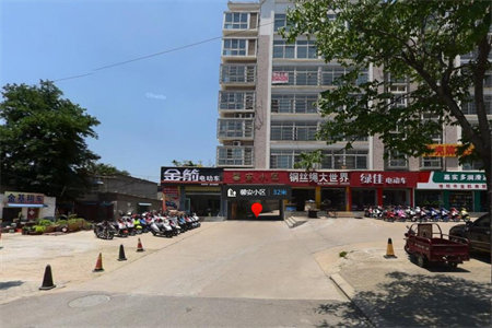 西郊花园2室1厅1卫78/24车库三楼多层63万